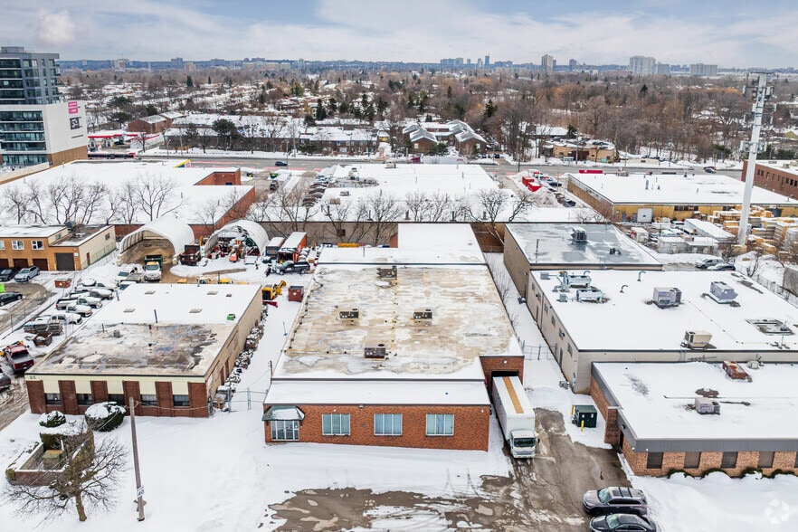 21 Golden Gate Ct, Toronto, ON for sale - Aerial - Image 3 of 3