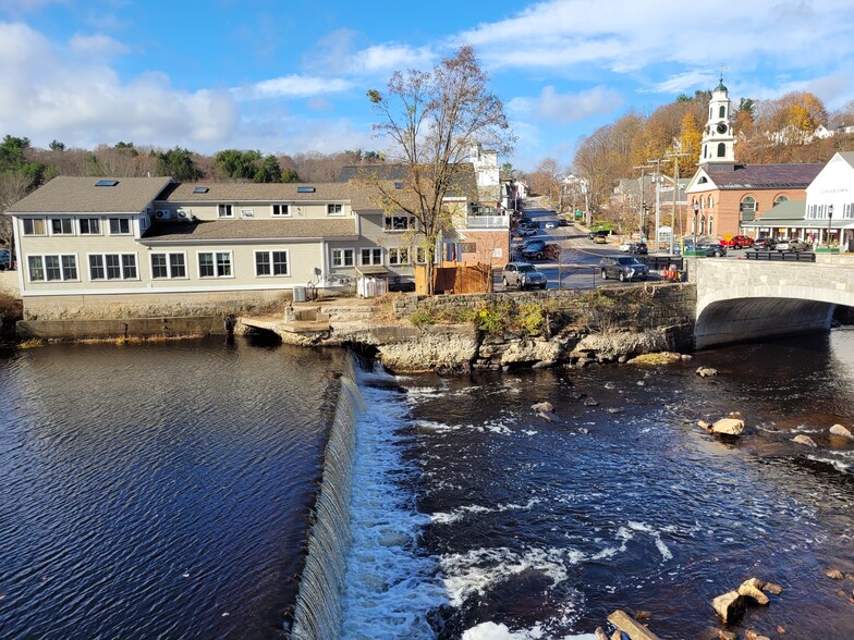 2 Main St, Peterborough, NH for lease - Building Photo - Image 1 of 9