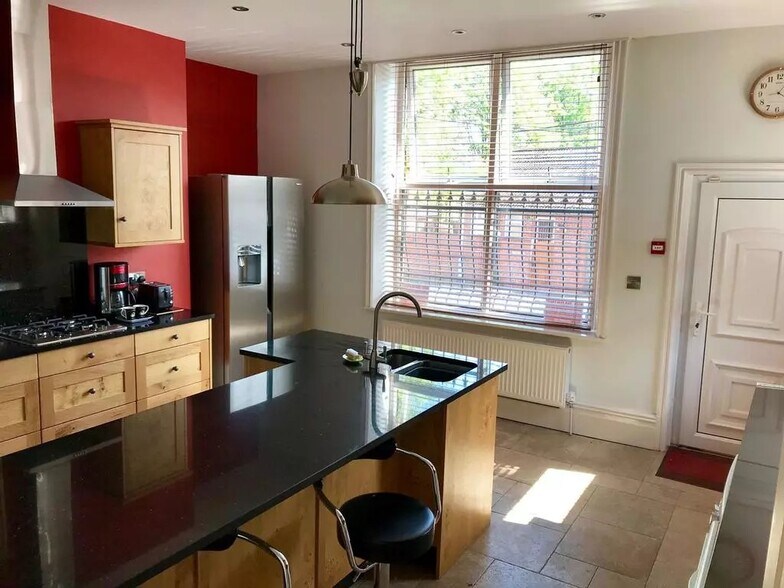 175 Chorley New Rd, Bolton à louer - Photo intérieure - Image 1 de 4