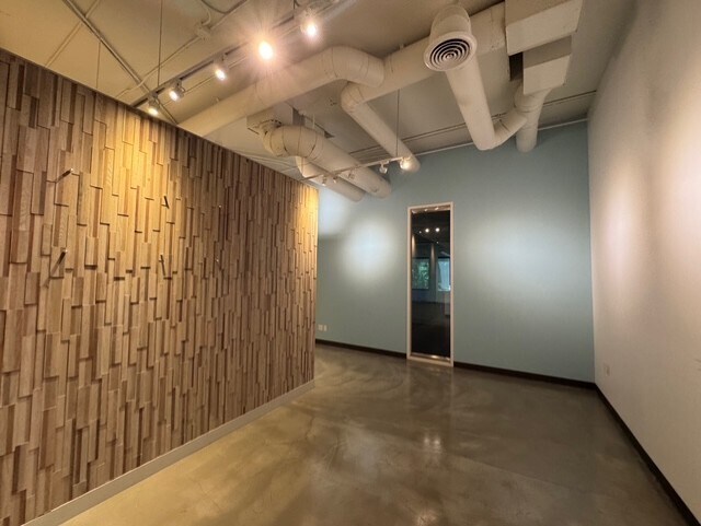 20101 SW Birch St, Newport Beach, CA à louer - Photo du bâtiment - Image 3 de 20