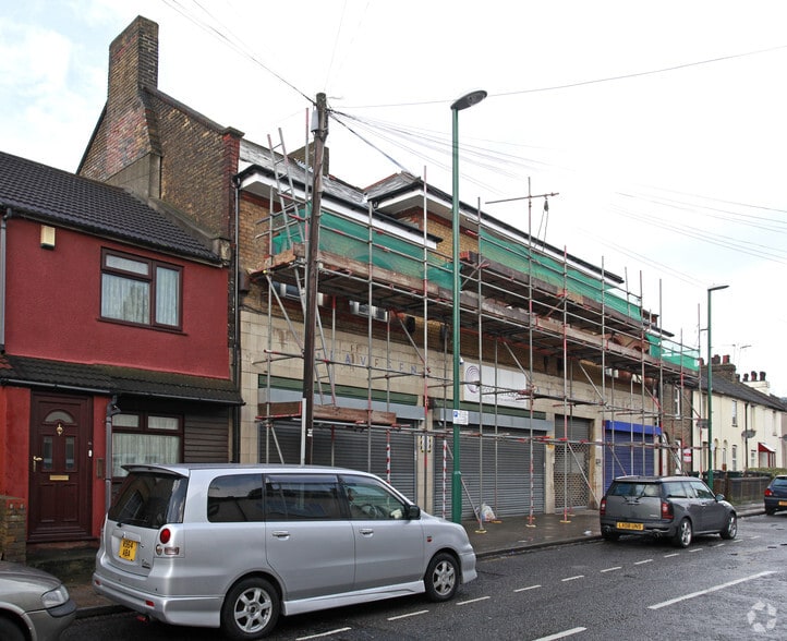 42-44 High St, Swanscombe for lease - Building Photo - Image 3 of 3