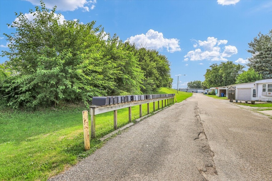 3 D St, Lexington, IL for sale - Building Photo - Image 2 of 22