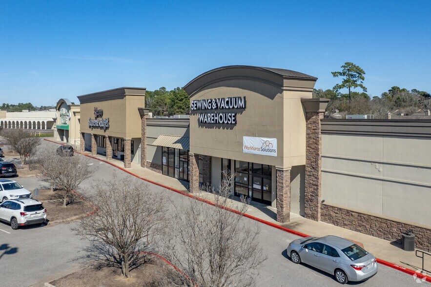 2000-2022 I-45 N, Conroe, TX à louer - Photo du bâtiment - Image 3 de 5