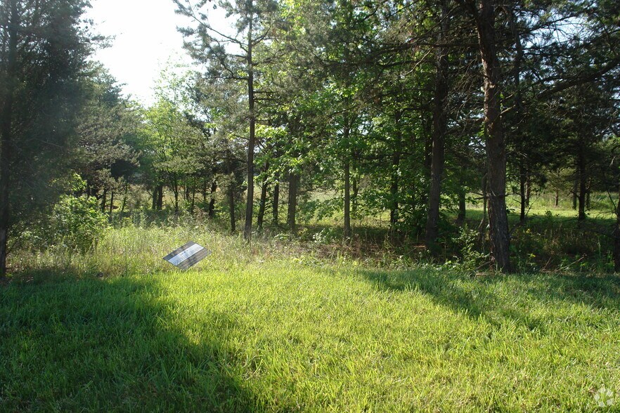 Fairfield Forest Rd, Denver, NC à vendre - Photo du bâtiment - Image 2 de 3