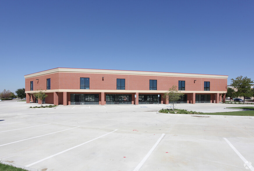 2640 Old Denton Rd, Carrollton, TX for lease - Building Photo - Image 2 of 4