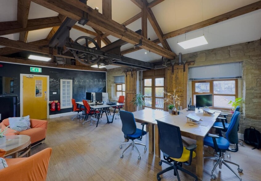 Westbury St, Elland for sale - Interior Photo - Image 2 of 4