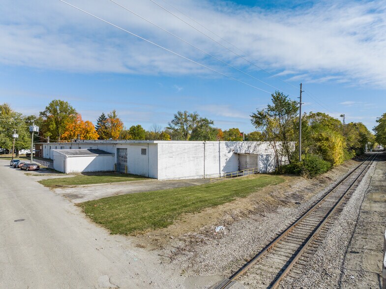 1825 W 18th St, Anderson, IN à vendre - Photo du bâtiment - Image 3 de 28