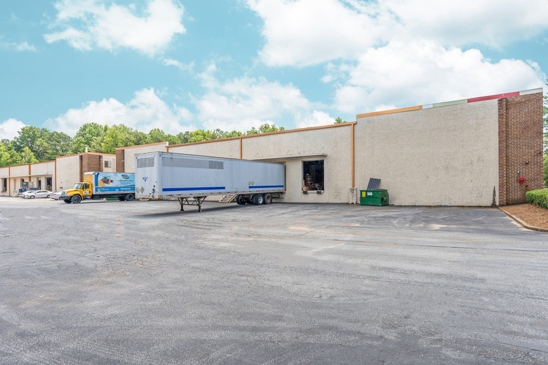 990 Norcross Industrial Ct, Norcross, GA for lease Building Photo- Image 1 of 7