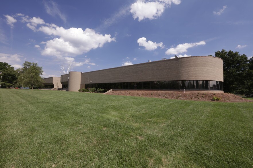 20 Kingsbridge Rd, Piscataway, NJ à louer - Autre - Image 1 de 3