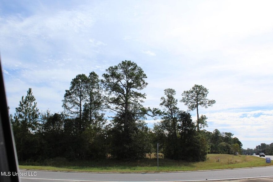 3.5 Acres Tucker Rd, Vancleave, MS for sale - Building Photo - Image 1 of 7