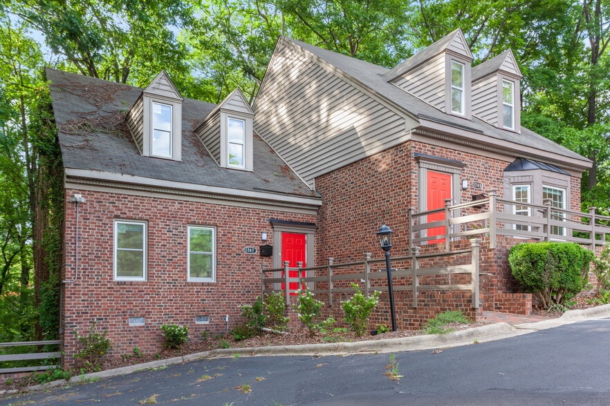 3747-3749 Benson Dr, Raleigh, NC for lease - Building Photo - Image 2 of 9