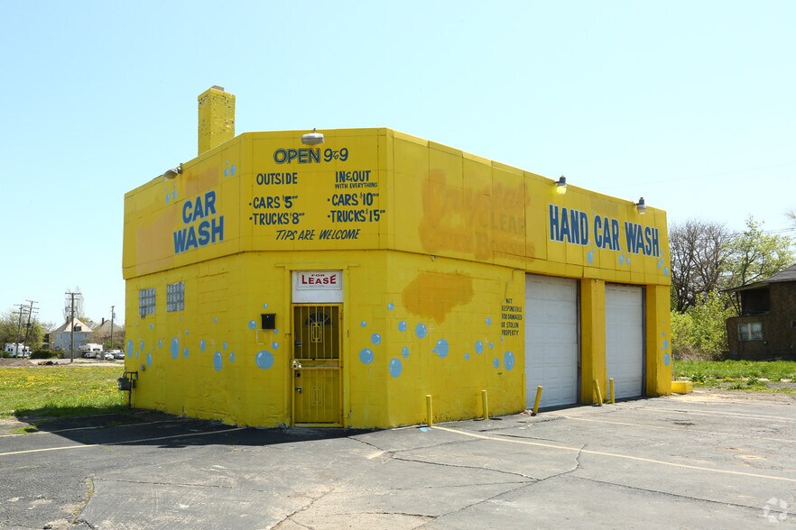 8700 Mack Ave, Detroit, MI à vendre - Photo du bâtiment - Image 2 de 4