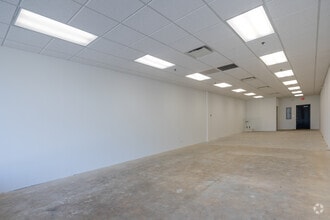 1041-1073 Lake Cook Rd, Wheeling, IL for lease Interior Photo- Image 1 of 2