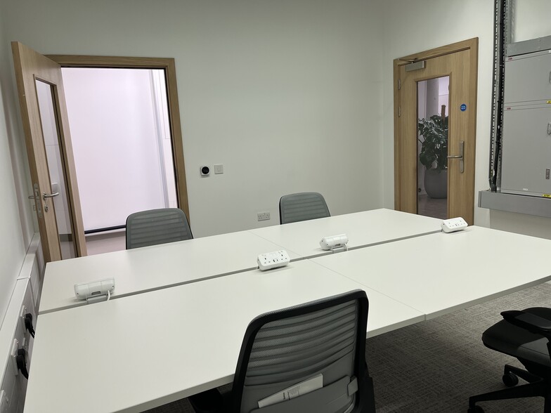 1 Holmfauld Rd, Glasgow for lease - Building Photo - Image 2 of 12