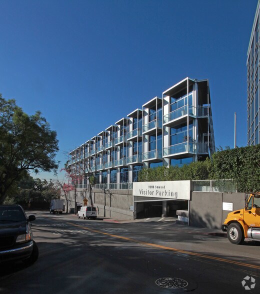 9220 W Sunset Blvd, West Hollywood, CA for lease - Building Photo - Image 1 of 2