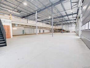 555-575 Rue de Vernon, Gatineau, QC for lease Interior Photo- Image 2 of 5