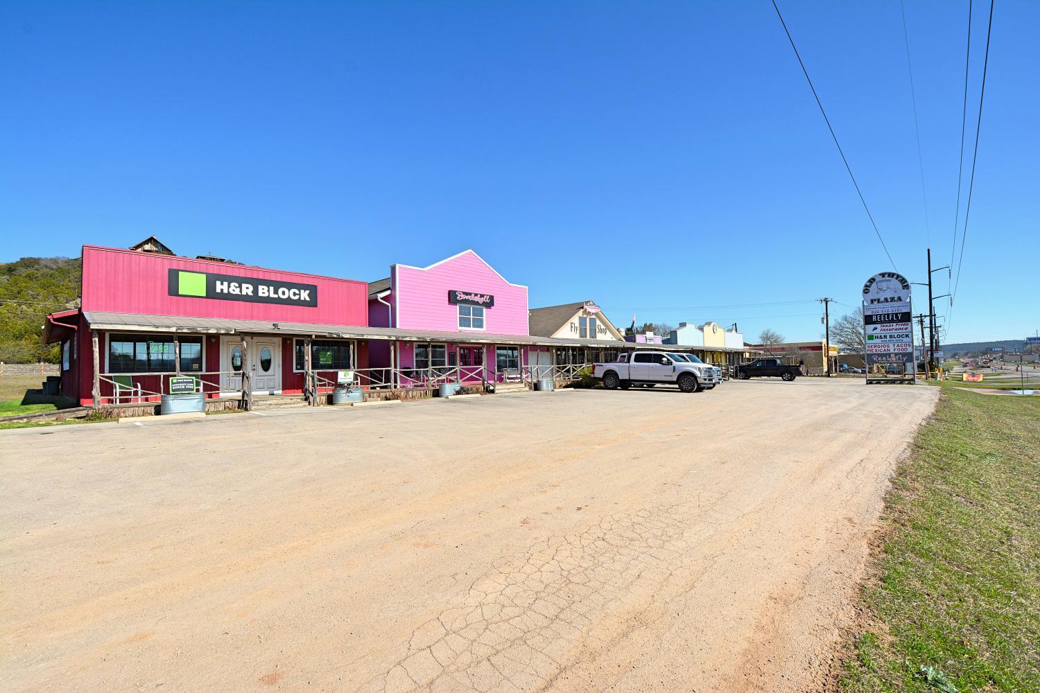 1642 FM 2673, Canyon Lake, TX for lease Primary Photo- Image 1 of 20