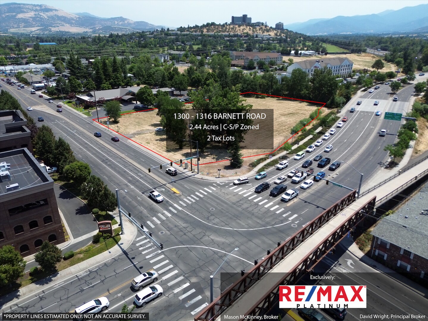 1300 Barnett Rd, Medford, OR à vendre Photo principale- Image 1 de 8