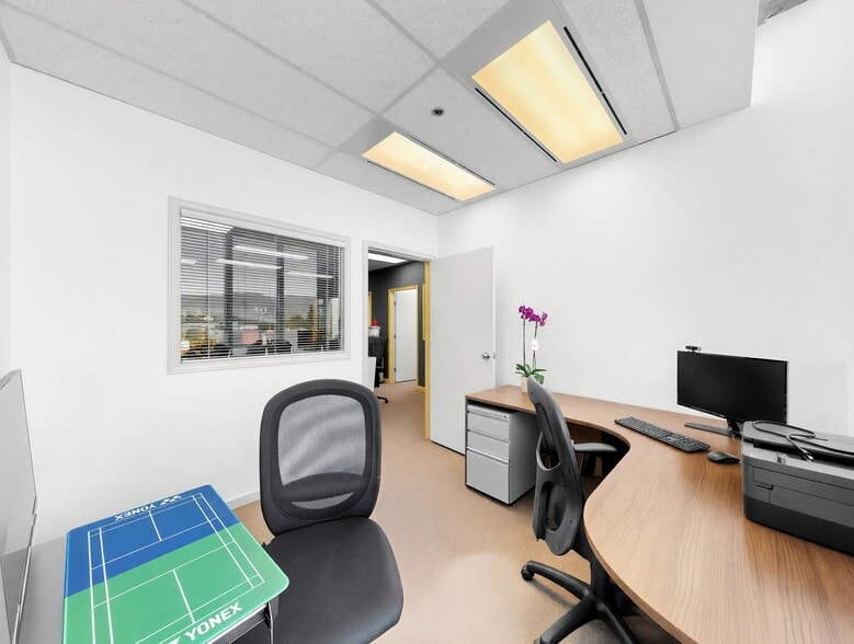 1788 Broadway W, Vancouver, BC for sale - Building Photo - Image 2 of 16