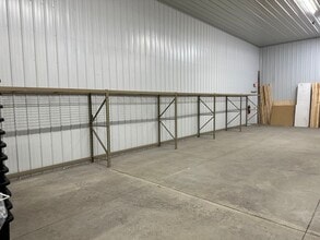 614 S Cogswell Dr, Silver Lake, WI à louer Photo intérieure- Image 2 de 3