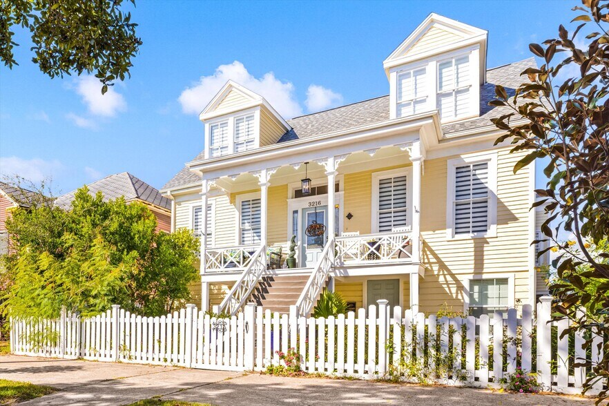 3216 Ursuline St, Galveston, TX à vendre - Photo du bâtiment - Image 2 de 38