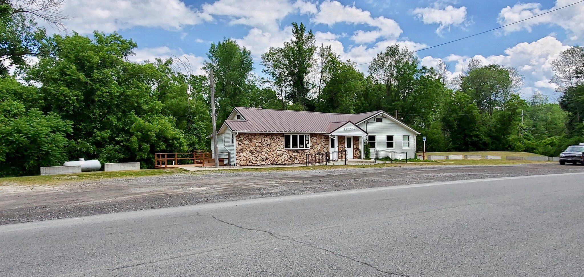 1542 N Lake St, Oneida, NY à vendre Photo du b timent- Image 1 de 1