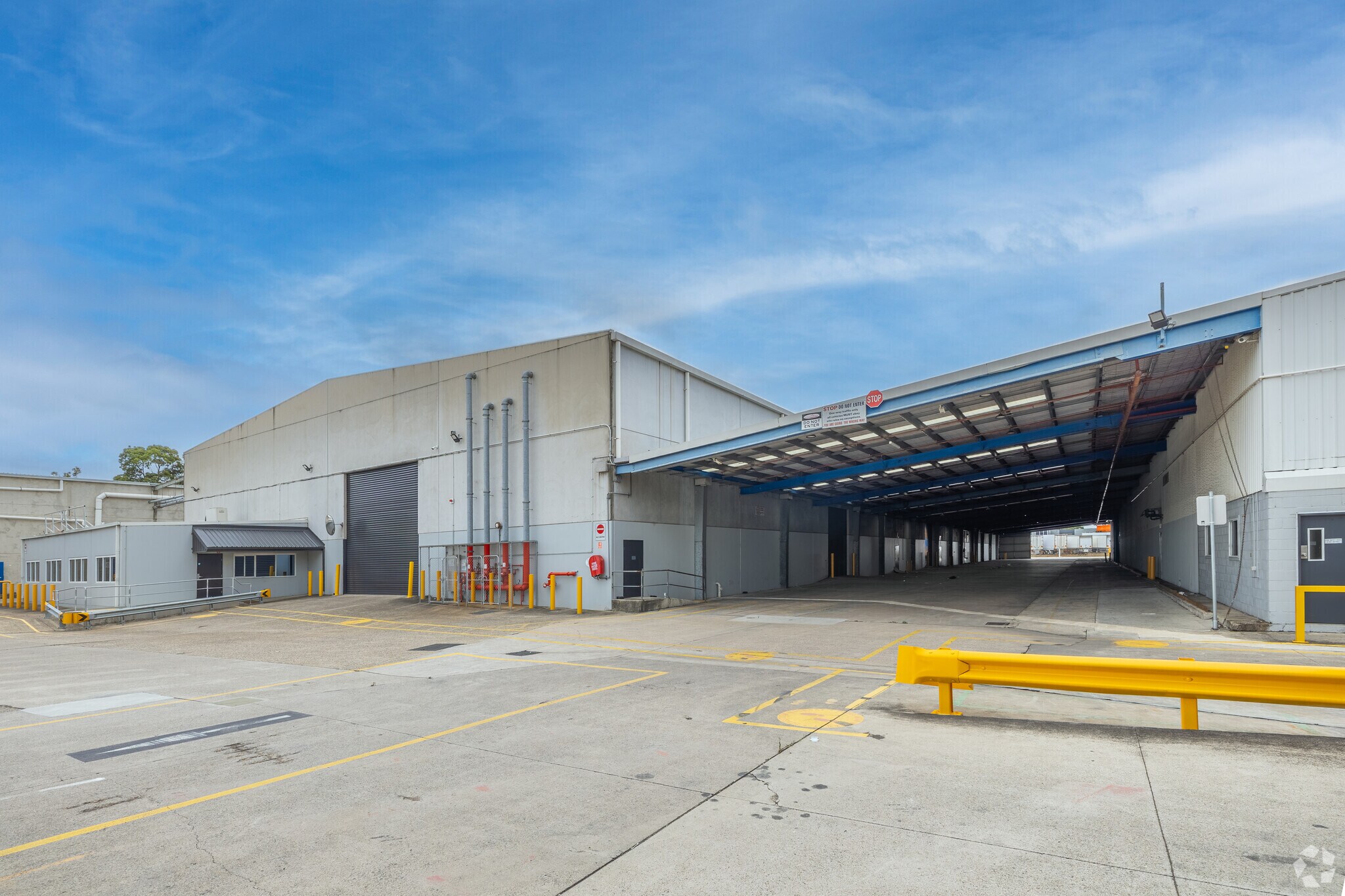 31 Heathcote Rd, MOOREBANK for lease Primary Photo- Image 1 of 6