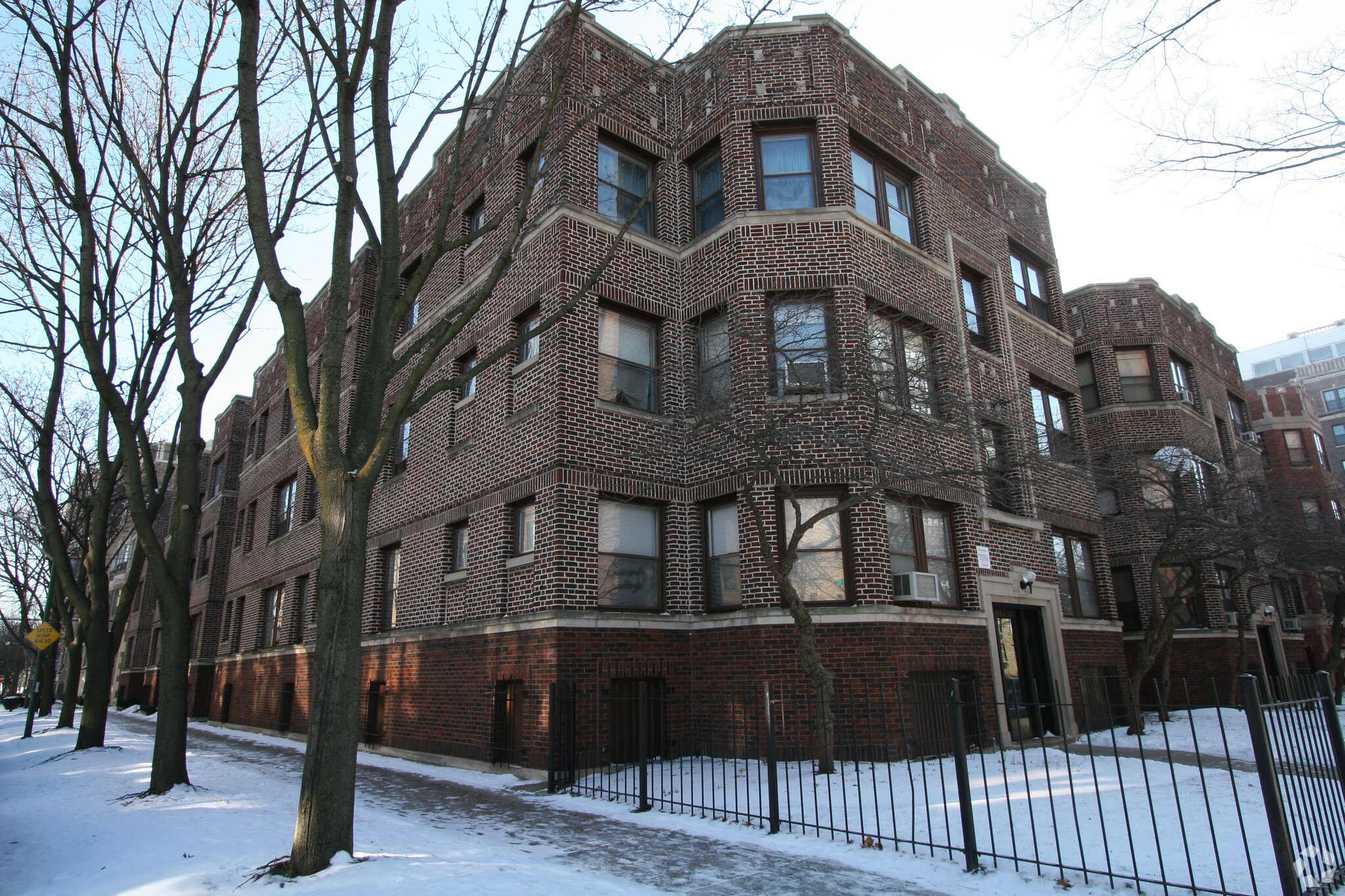 6901-6925 S Crandon Ave, Chicago, IL for sale Primary Photo- Image 1 of 7