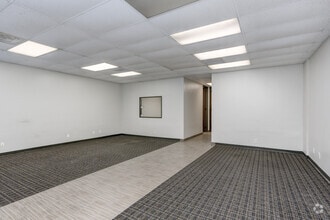 2500 Central Pky, Houston, TX for lease Interior Photo- Image 1 of 4