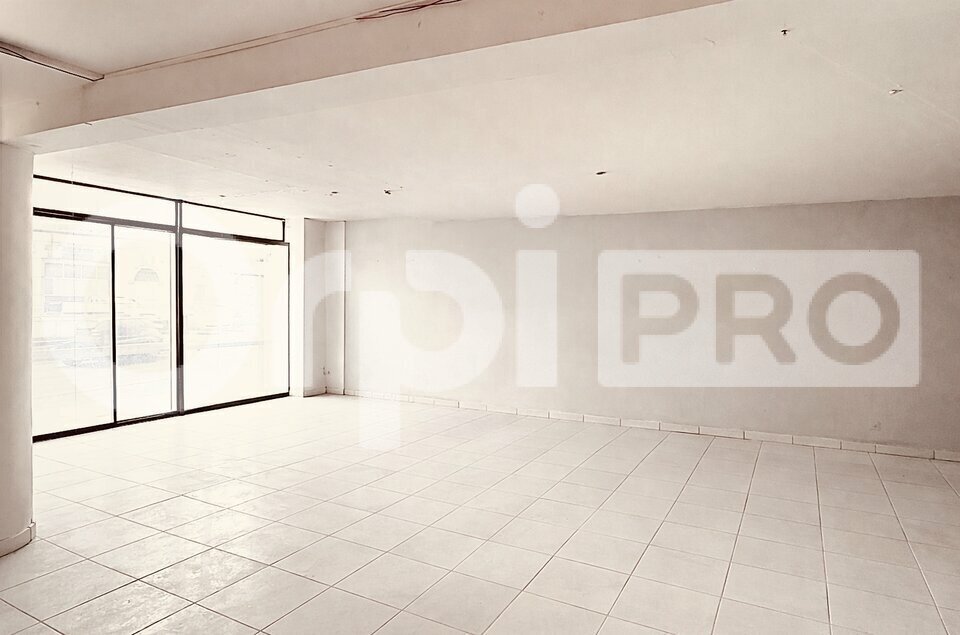 Office in Dax for lease Interior Photo- Image 1 of 5