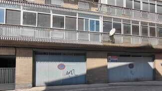 Plus de détails pour Multi-résidentiel à vendre