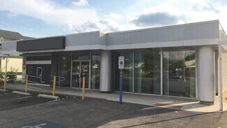 Plus de détails pour 824 N Lansdowne Ave, Drexel Hill, PA - Commerce de détail à vendre