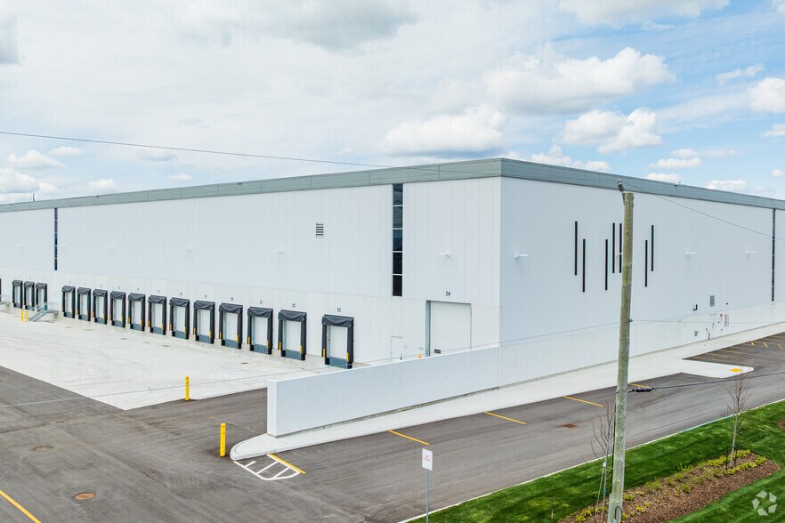 7472 Fifth Line, Milton, ON à louer - Photo du bâtiment - Image 2 de 4