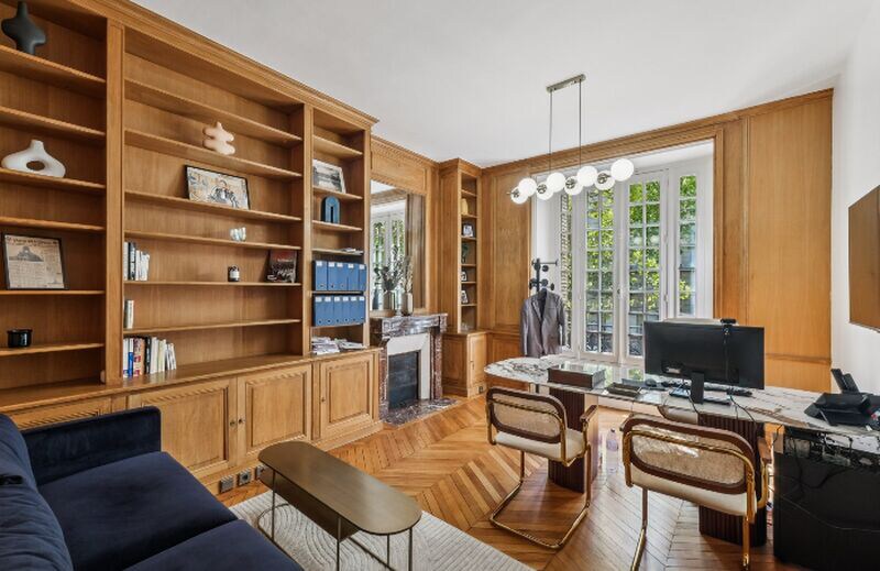 174 Boulevard Malesherbes, Paris for lease Interior Photo- Image 1 of 12