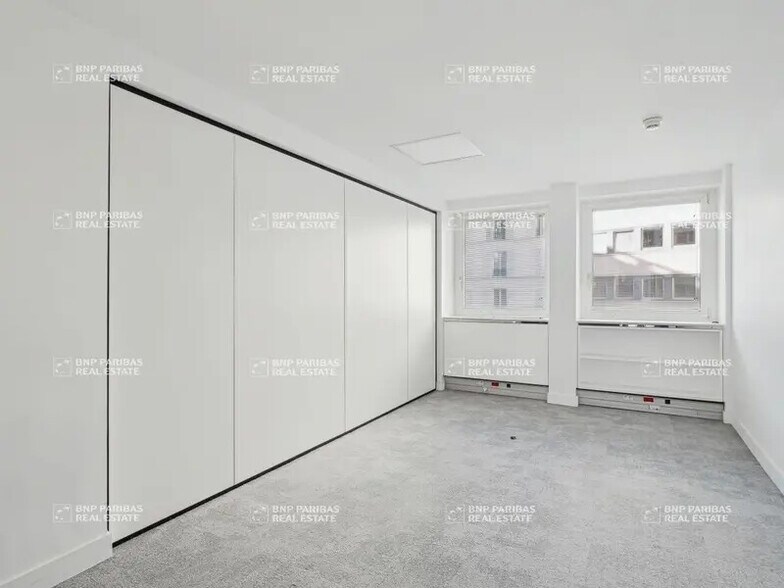 137 Rue De L'Universite, Paris for lease - Interior Photo - Image 3 of 8