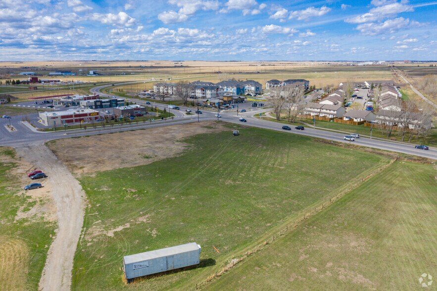 415 High Country Dr, High River, AB à vendre - Aérien - Image 2 de 2