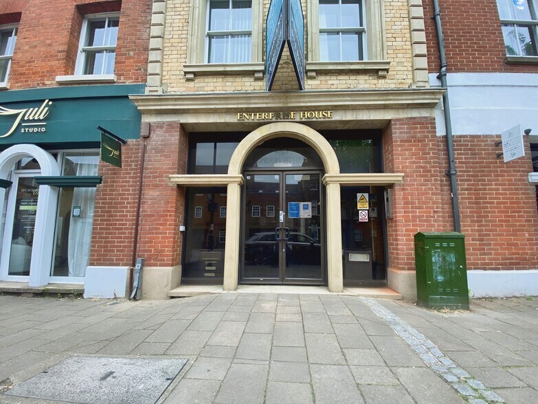 95 London St, Reading à louer - Photo du bâtiment - Image 3 de 20