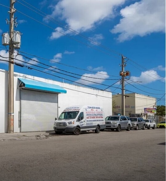 2585 NW 25th Ave, Miami, FL for lease - Building Photo - Image 1 of 1