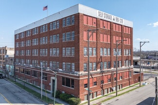 Plus de détails pour 804 E Monument Ave, Dayton, OH - Bureau/Commerce de détail à louer