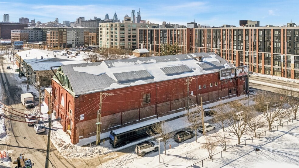 927-939 N Delaware Ave, Philadelphia, PA for sale - Primary Photo - Image 1 of 4