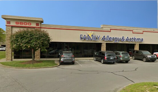 9800-9810 Shelbyville Rd, Louisville, KY for lease Building Photo- Image 1 of 5