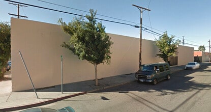1120 E 14th Pl, Los Angeles, CA for lease Building Photo- Image 2 of 10