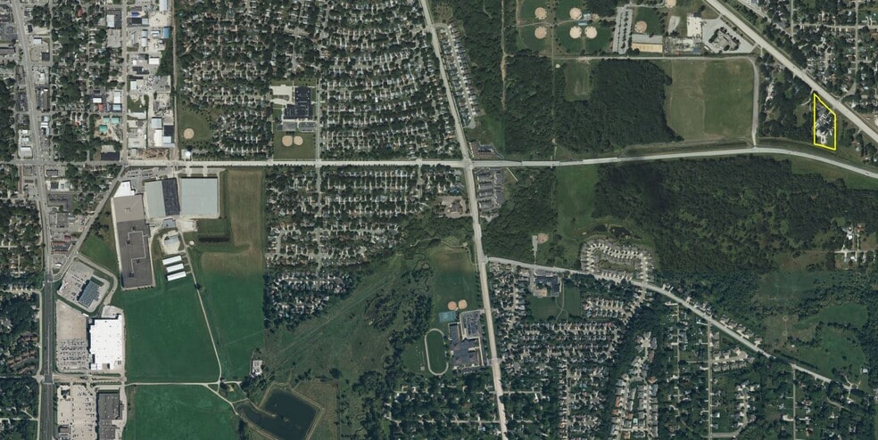 1915 Marion Rd SE, Rochester, MN for sale - Primary Photo - Image 1 of 2