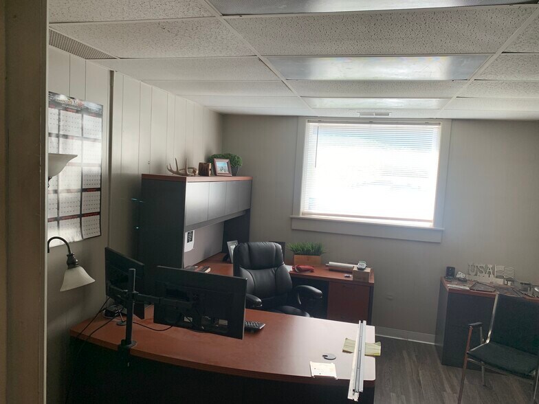 70 Pitney Rd, Lancaster, PA à louer - Photo du bâtiment - Image 3 de 14