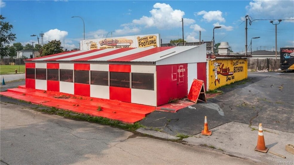 69 Grand Island Blvd, Tonawanda, NY for sale - Building Photo - Image 1 of 15