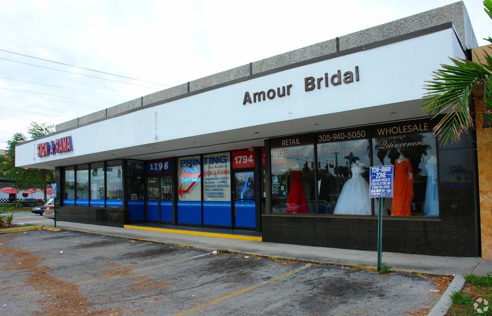 1792-1798 NE 163rd St, North Miami Beach, FL for lease Primary Photo- Image 1 of 5