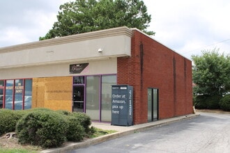 7113-7123 Mt Zion Blvd, Jonesboro, GA for lease Interior Photo- Image 2 of 8