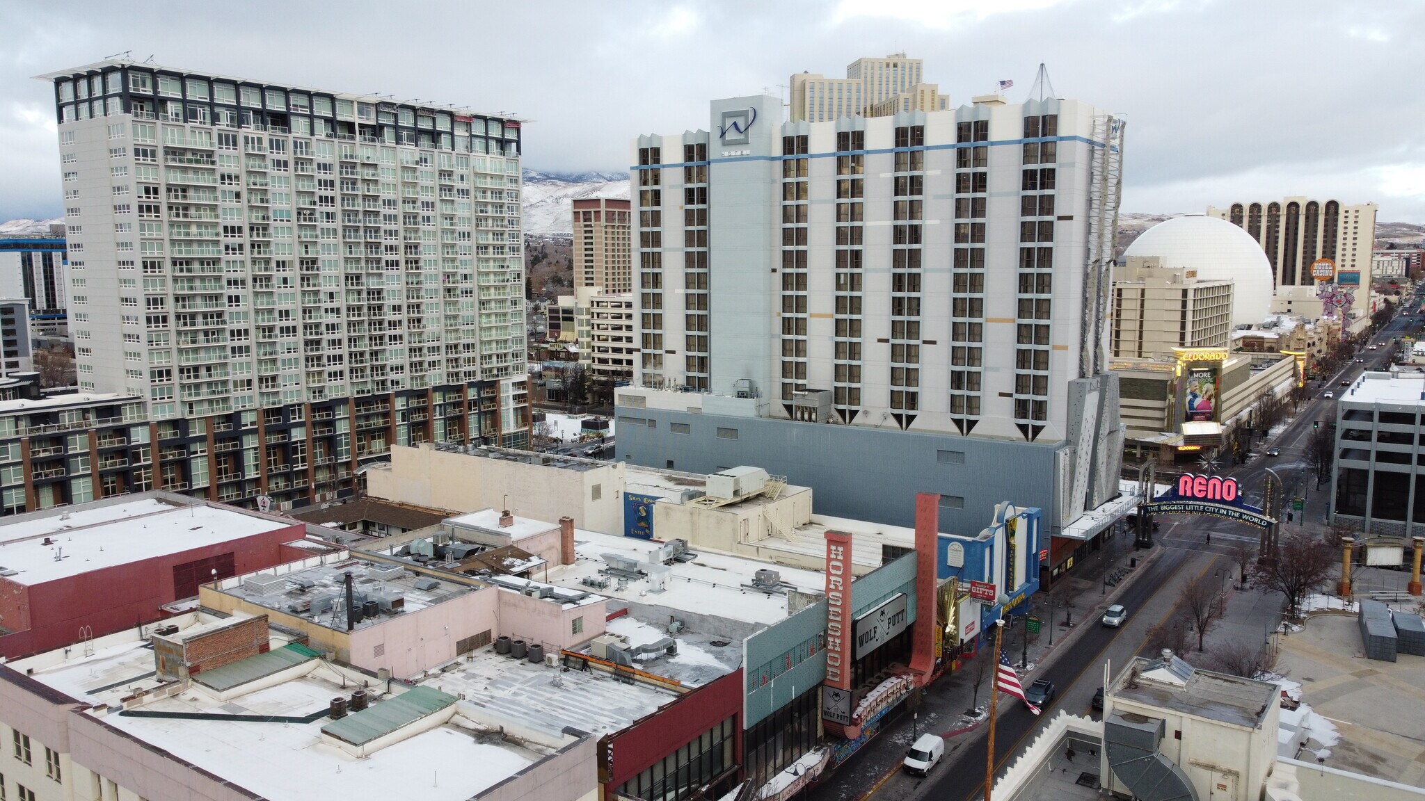 229 N Virginia St, Reno, NV à louer Photo du bâtiment- Image 1 de 10