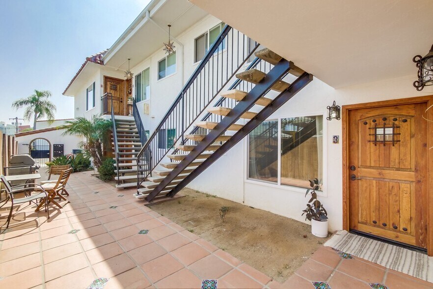 4344 Van Dyke Ave, San Diego, CA à vendre - Photo du bâtiment - Image 3 de 19
