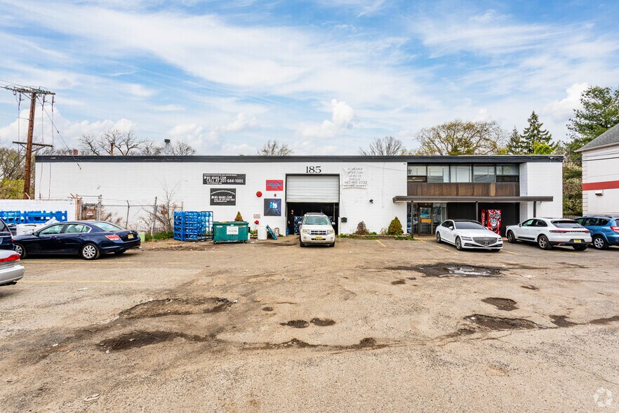 185 Lackawanna Ave, Woodland Park, NJ à louer - Photo du bâtiment - Image 3 de 4